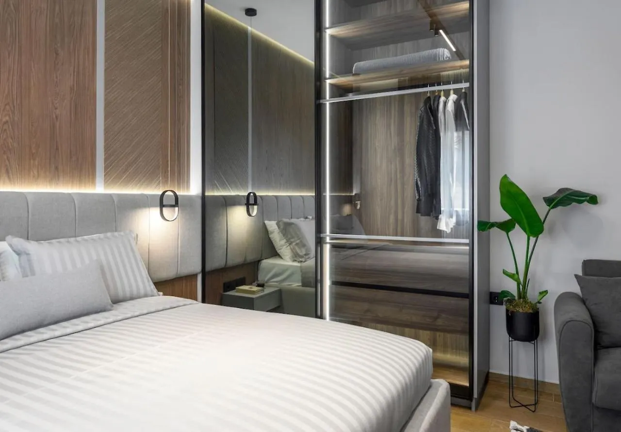 Aristotelian Virtues - Tharros Szaloniki Apartman