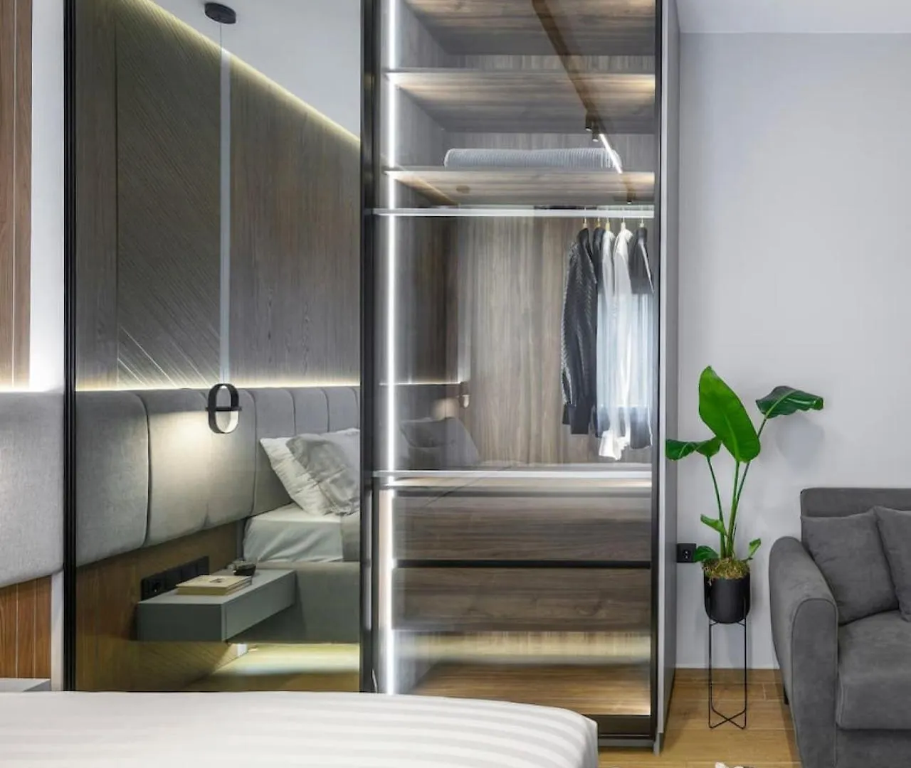 Aristotelian Virtues - Tharros Szaloniki Apartman