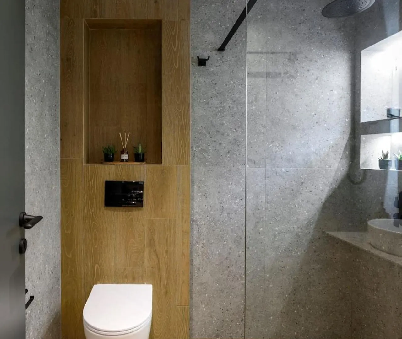 Apartman Aristotelian Virtues - Tharros Szaloniki