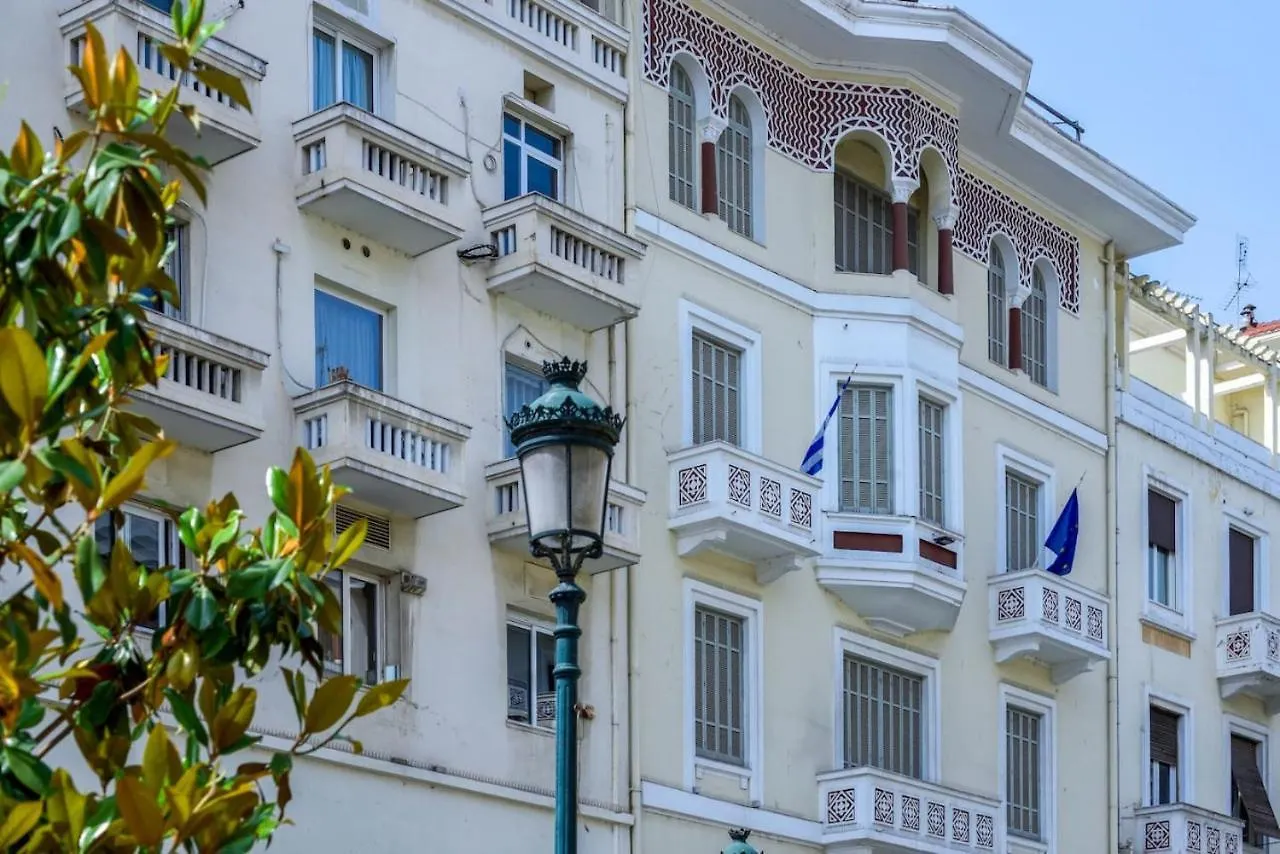 Apartman Aristotelian Virtues - Tharros Szaloniki